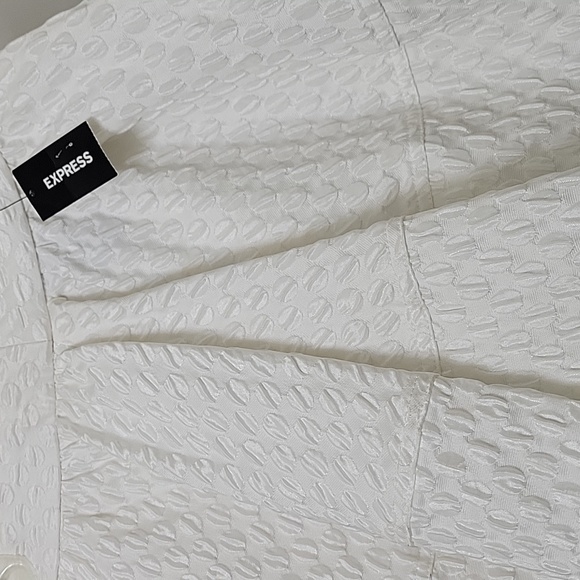 EXPRESS SKIRT - Picture 2 of 4